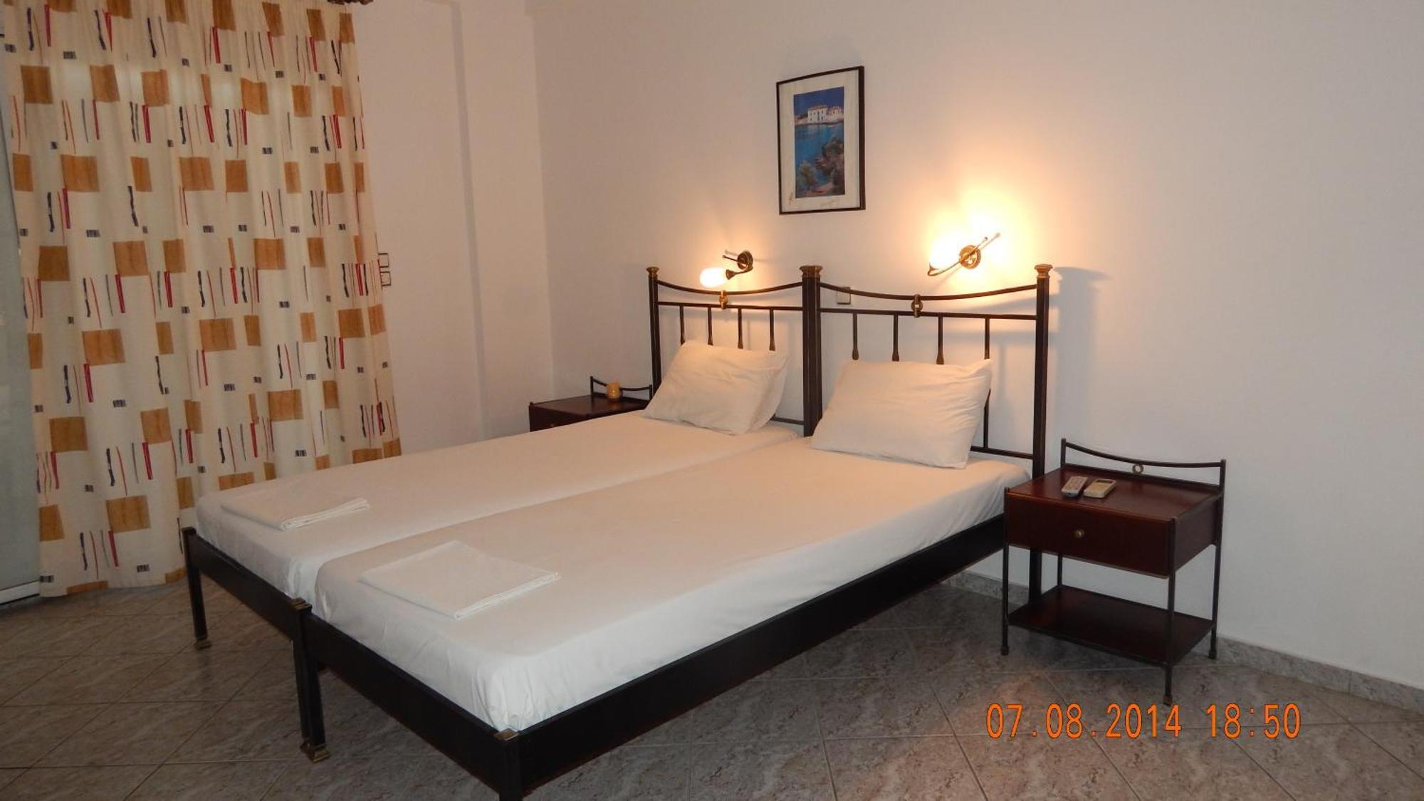 Costareli Aparthotel Fourni Ikarias Quarto foto